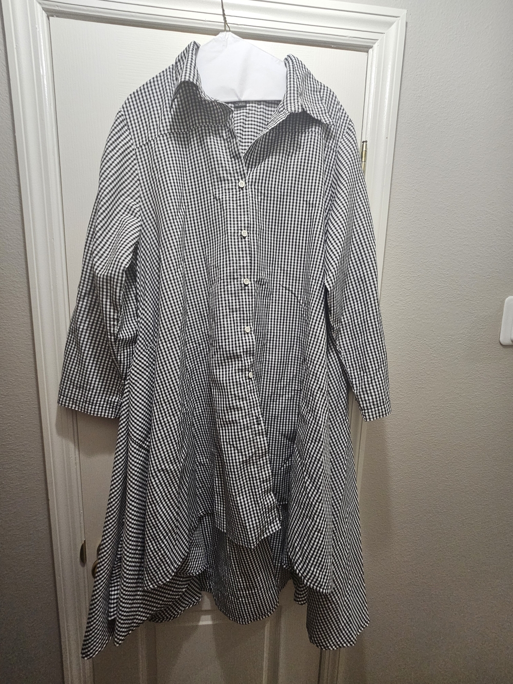 Black & White Gingham Button-Front Tunic Shirt Dress